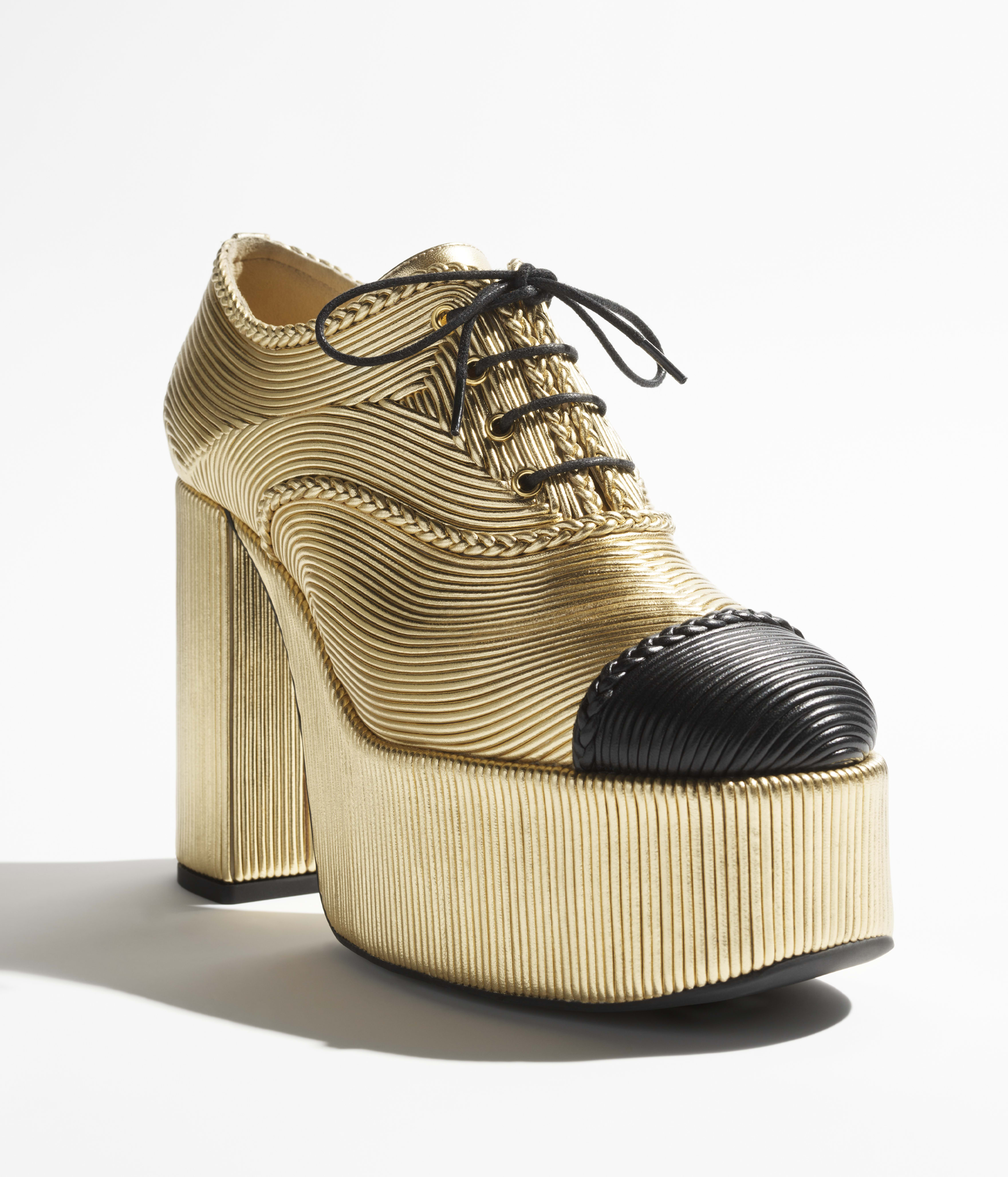 Veterschoenen - Goud & zwart - Gelamineerd lamsleer & lamsleer - Artistieke weergave 4